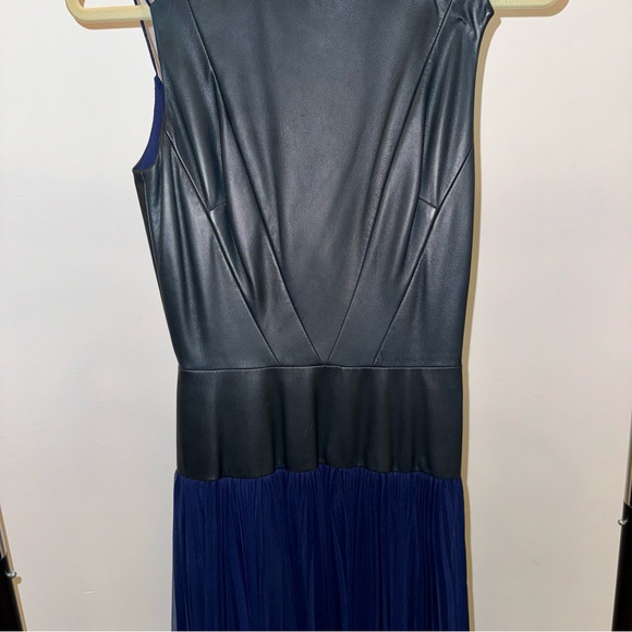 ADEAM NAVY GOWN. NEW. NO SIZE OR SALES TAG - Picture 5 of 15